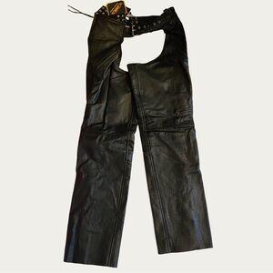 Unik Unisex Ironclad Black Leather Motorcycle Chaps - Small- Deep Pockets